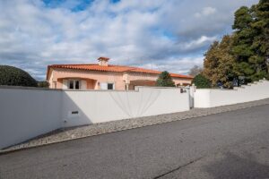 Moradia T5 Venda c/Piscina – V.N.Famalicao