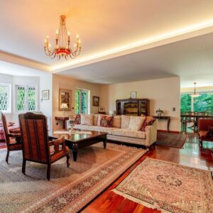 Moradia Venda T5 Exclusiva no Bairro de Hollywood